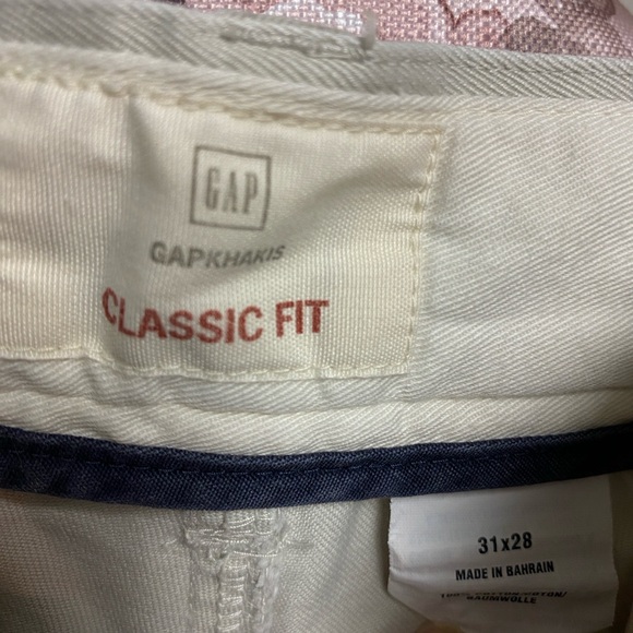 GAP Khakis Pants Dress Business Casual Size 31 x 28 - Picture 3 of 3